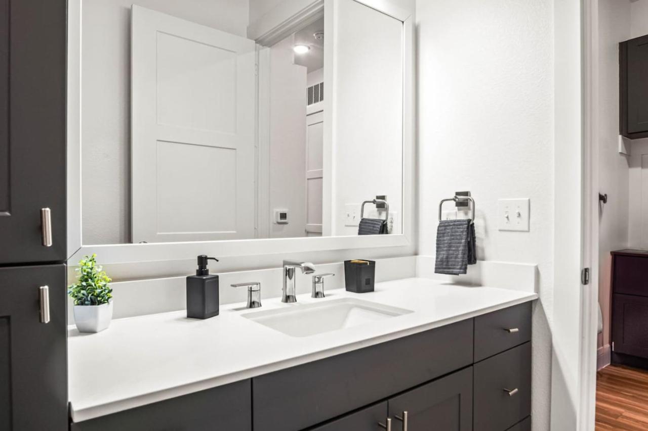 Apartamento Luxurious New Unit 1Bd1Ba Pool, Golf Sim Austin Exterior foto